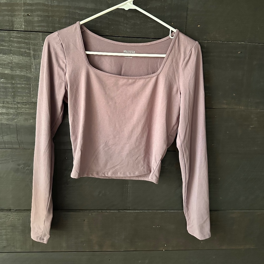 Hollister Long Sleeve Purple Top Size Medium